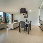 Golden Rays Luxury &