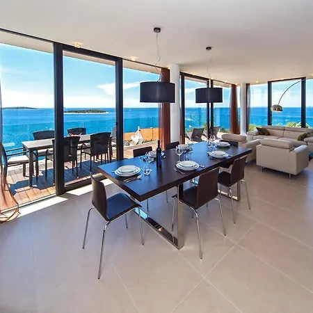 Golden Rays Luxury &