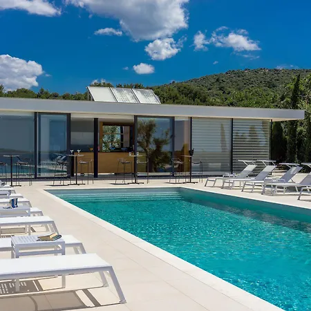 Golden Rays Luxury & Apartamento