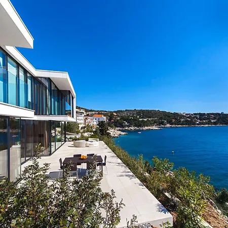 Golden Rays Luxury &