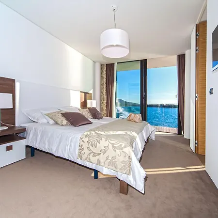 Golden Rays Luxury & 아파트 프리모스턴