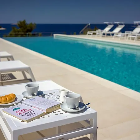 아파트 Golden Rays Luxury & 프리모스턴