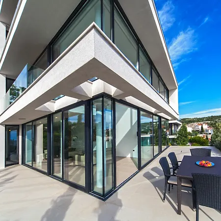 Golden Rays Luxury & Daire *