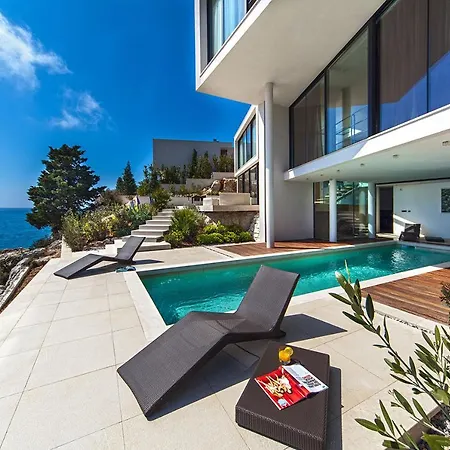 Golden Rays Luxury & Appartement *