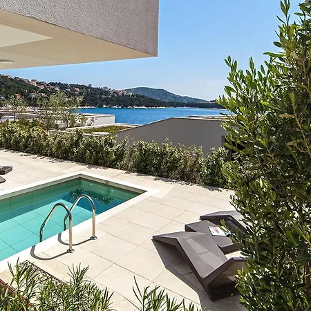 アパート Golden Rays Luxury & *