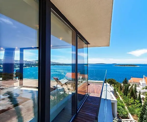 Apartment Golden Rays Luxury & *