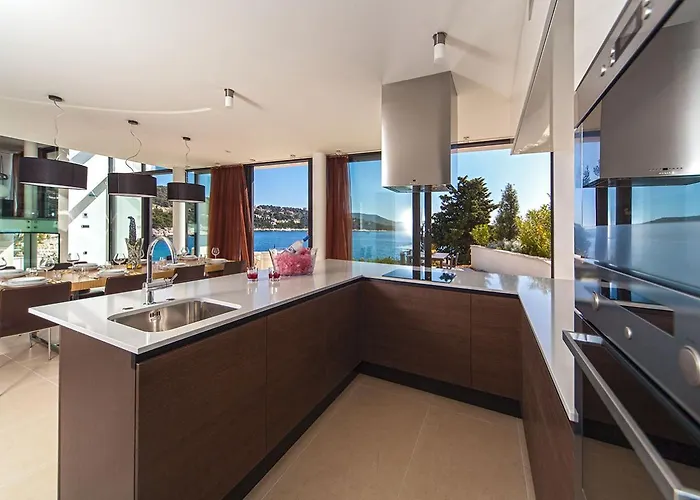 Apartment Golden Rays Luxury &