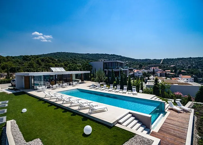 Apartment Golden Rays Luxury & *