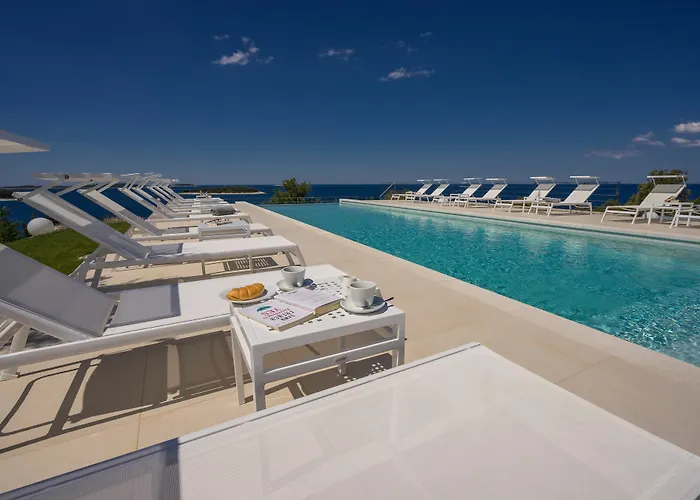 Apartment Golden Rays Luxury & *