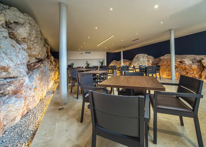 Golden Rays Luxury & Apartment *