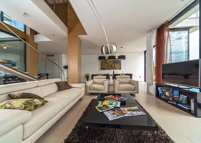 Golden Rays Luxury &