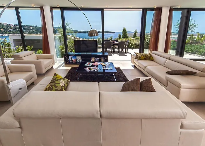 Apartment Golden Rays Luxury & *